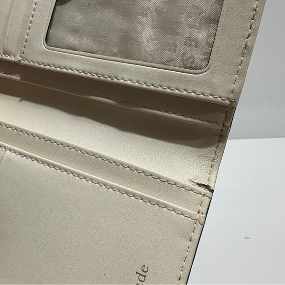 Authentic Kate Spade Wallet - Picture 6 of 8